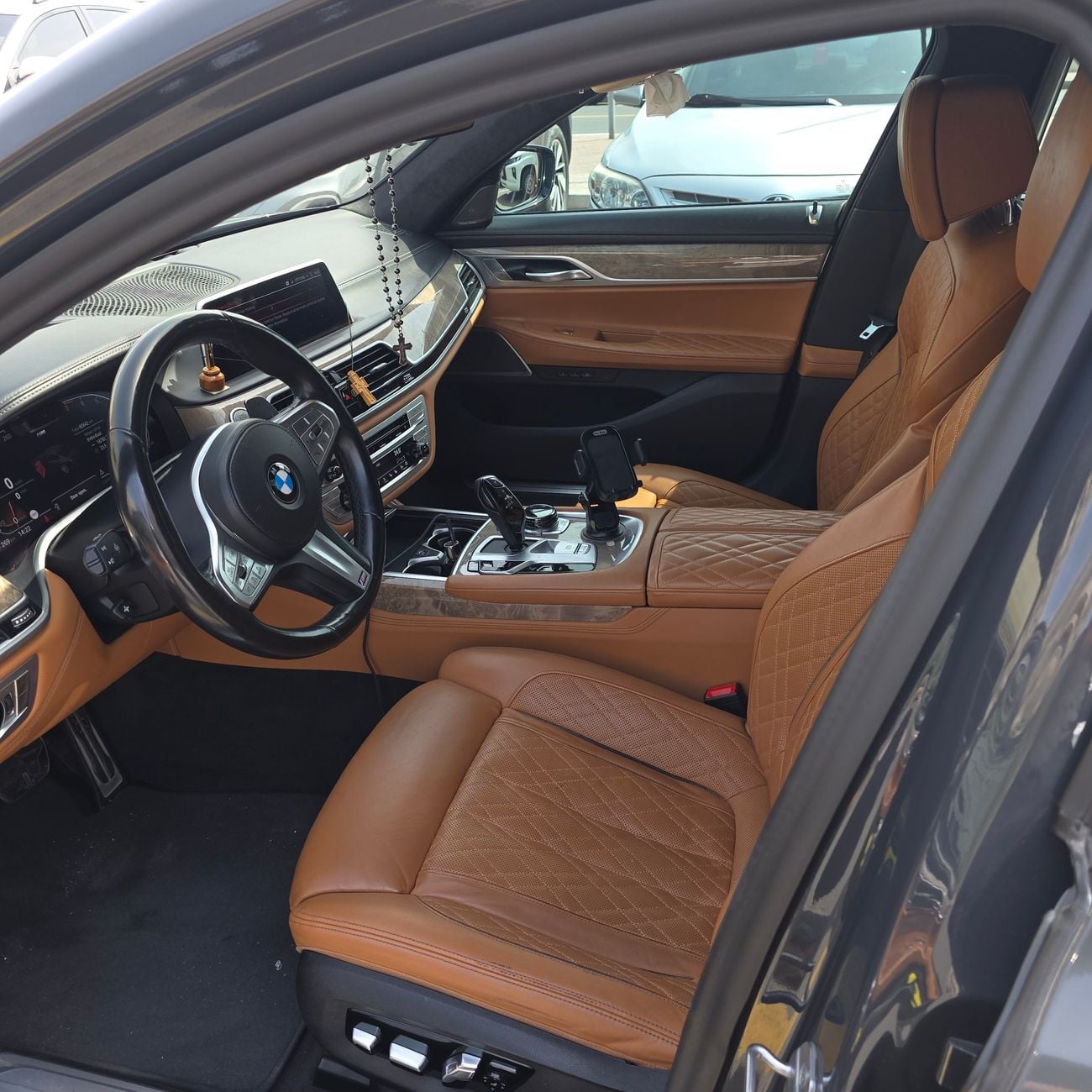 BMW 740Li M SPORT PACK