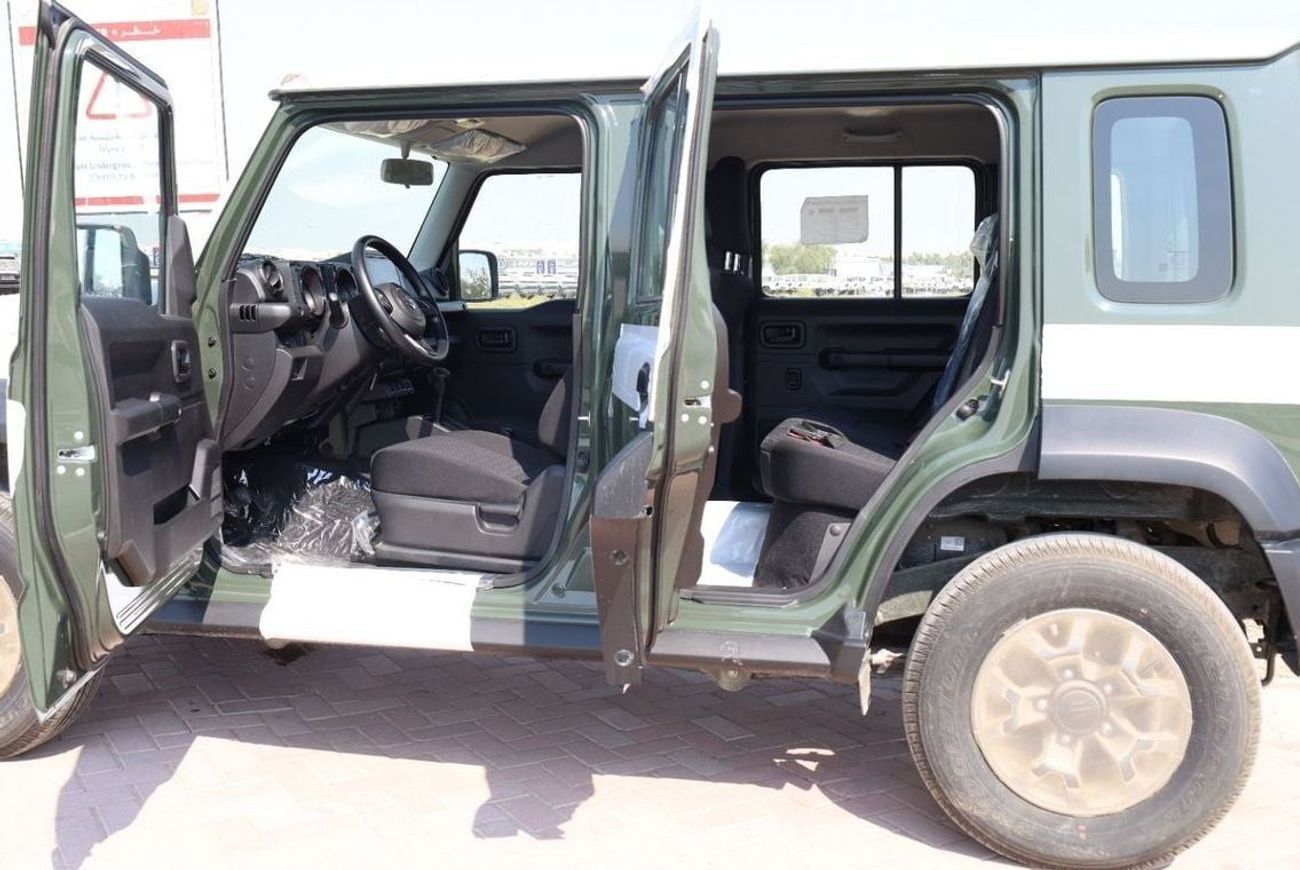 سوزوكي جيمني GL 1.5L (5-Doors)
