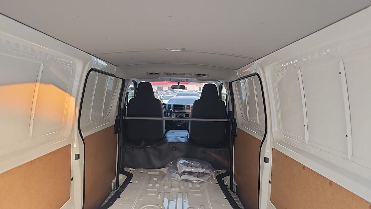 Toyota Hiace DLS -Standard Roof  Panal Van 2.8L