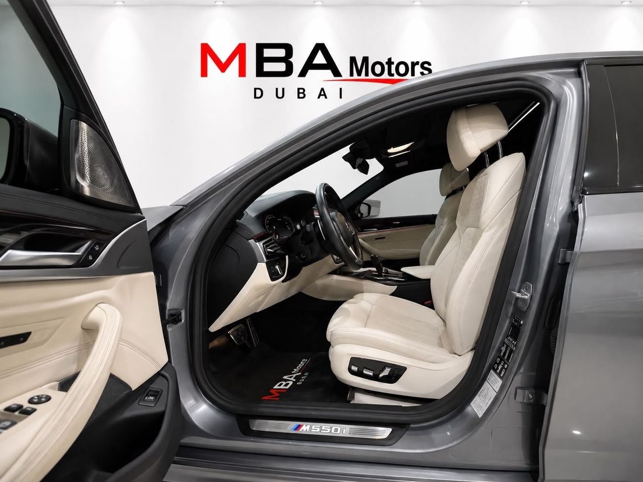 BMW M550i