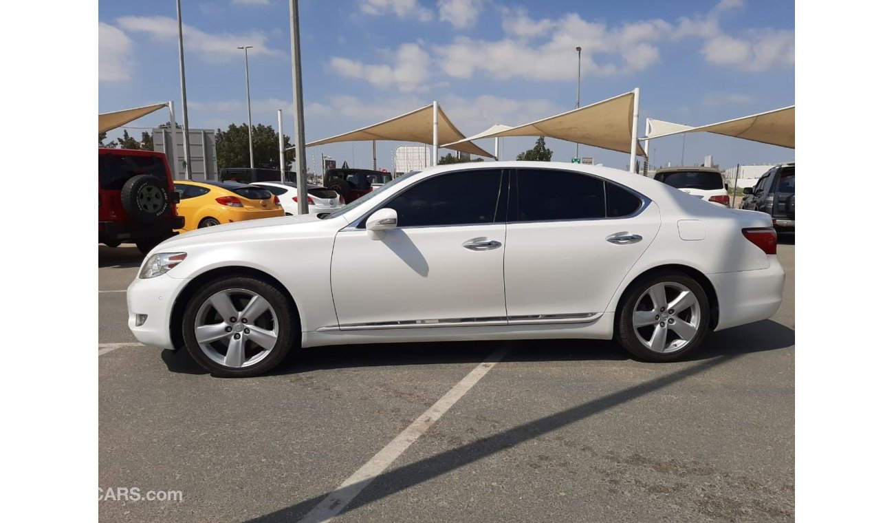 Lexus LS460