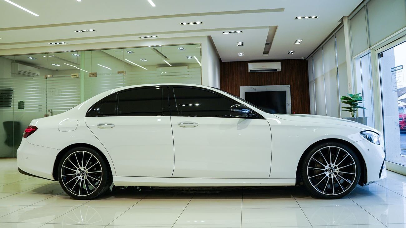 مرسيدس بنز E300 Premium + 2.0L