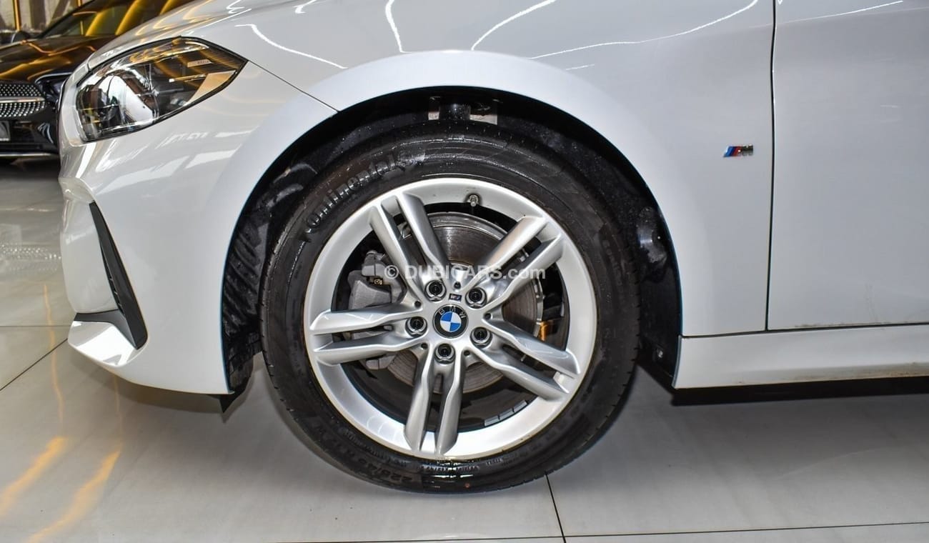 BMW 120i BMW 120 M-KIT | 1.5L V4 | 2023