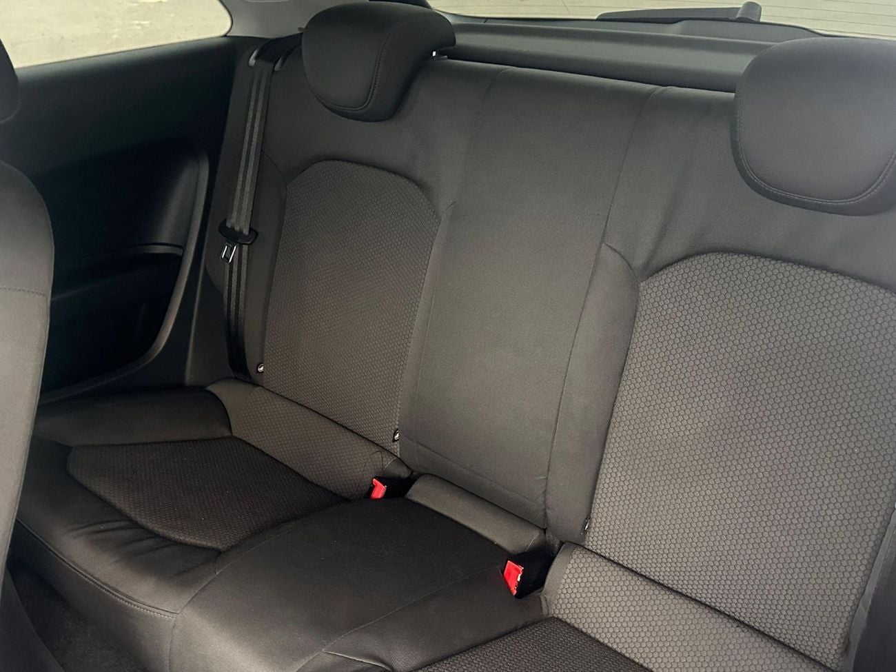 Audi A1 AMBITION S-LINE S-Line 1.4L