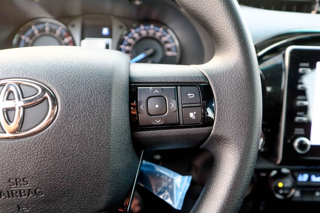 تويوتا هيلوكس Adventure 4.0L