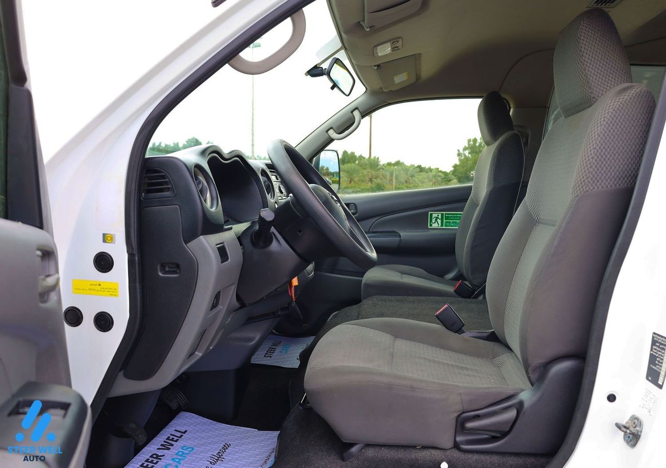 Nissan Urvan Std NV350 - 13 High Back VIP Seats - Petrol M/T - Ready to Drive - GCC - Book Now