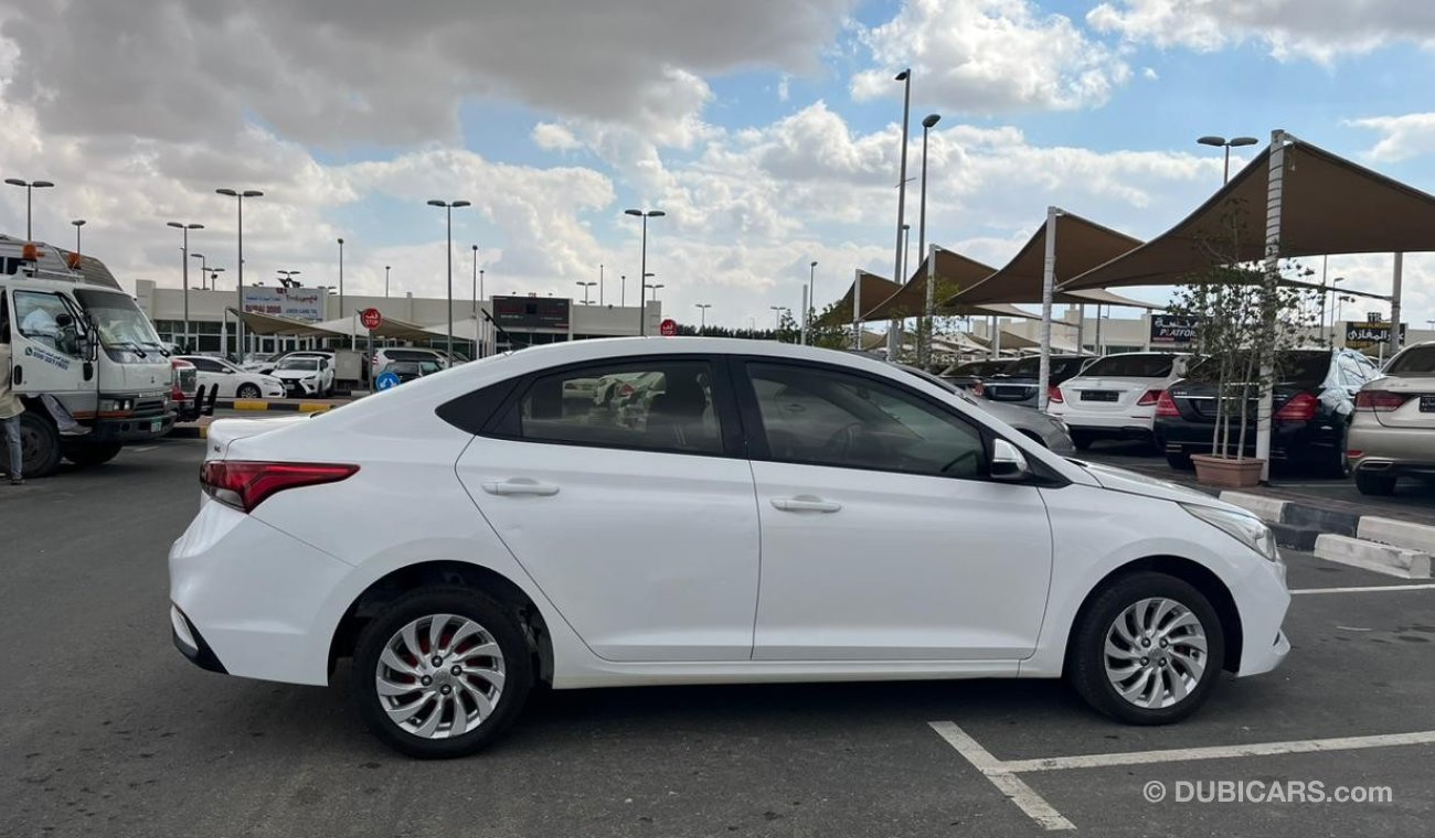 Hyundai Accent GCC خليجي