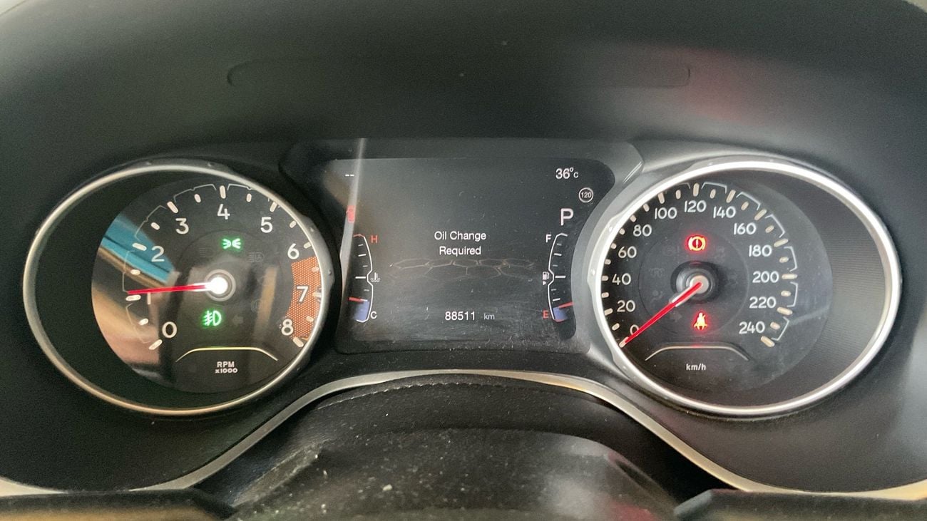 جيب كومباس 2.4 LIMITED HIGHLINE 4WD AUTO | شامل الضمان | 0 ﺪﻔﻋﺓ ﺃﻮﻟﻯ
