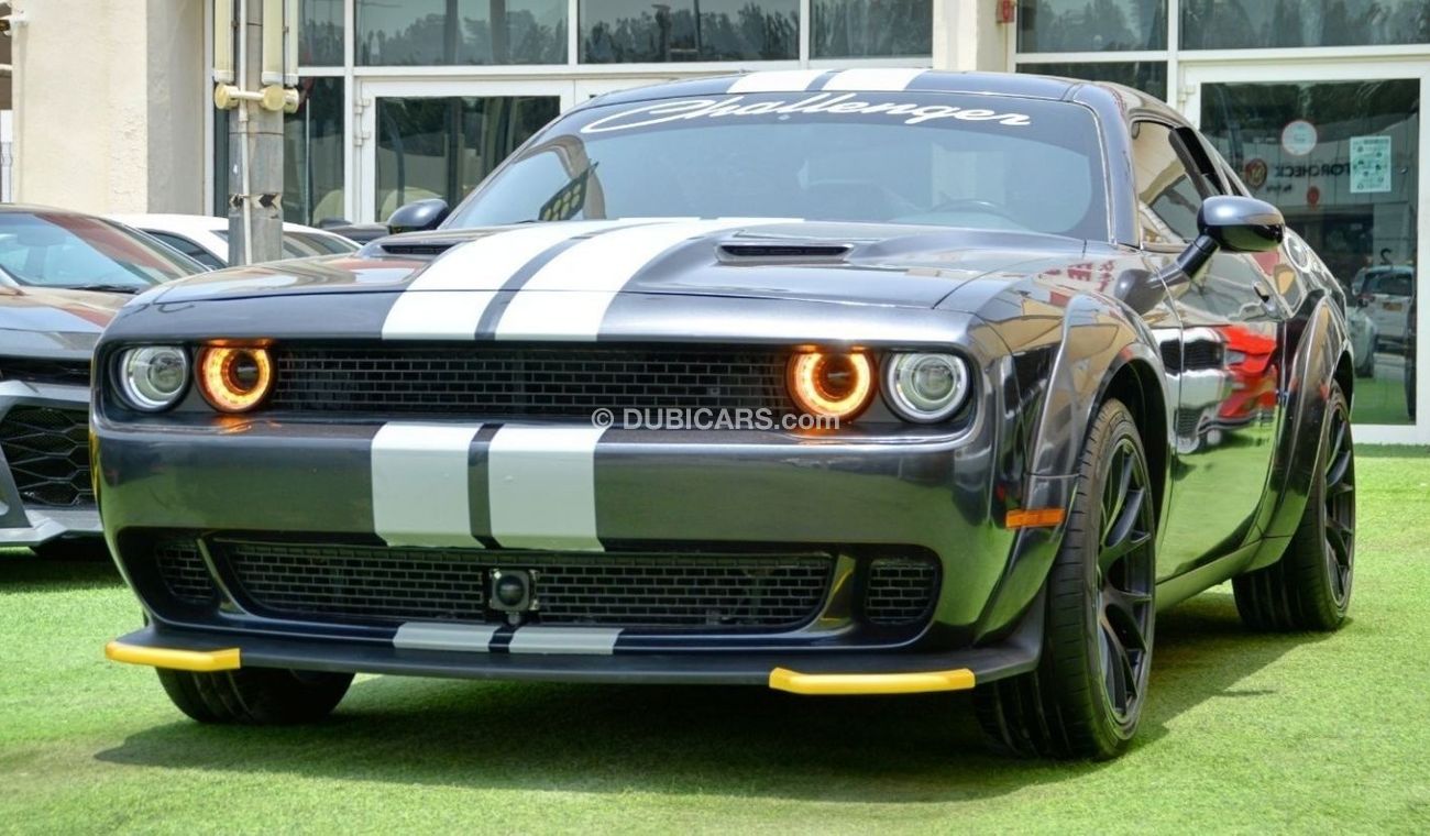 Dodge Challenger Challenger SXT V6 2018/ FullOption/ SRT Body Kit/ Leather Seats/ Low Miles/ Very Good Condition