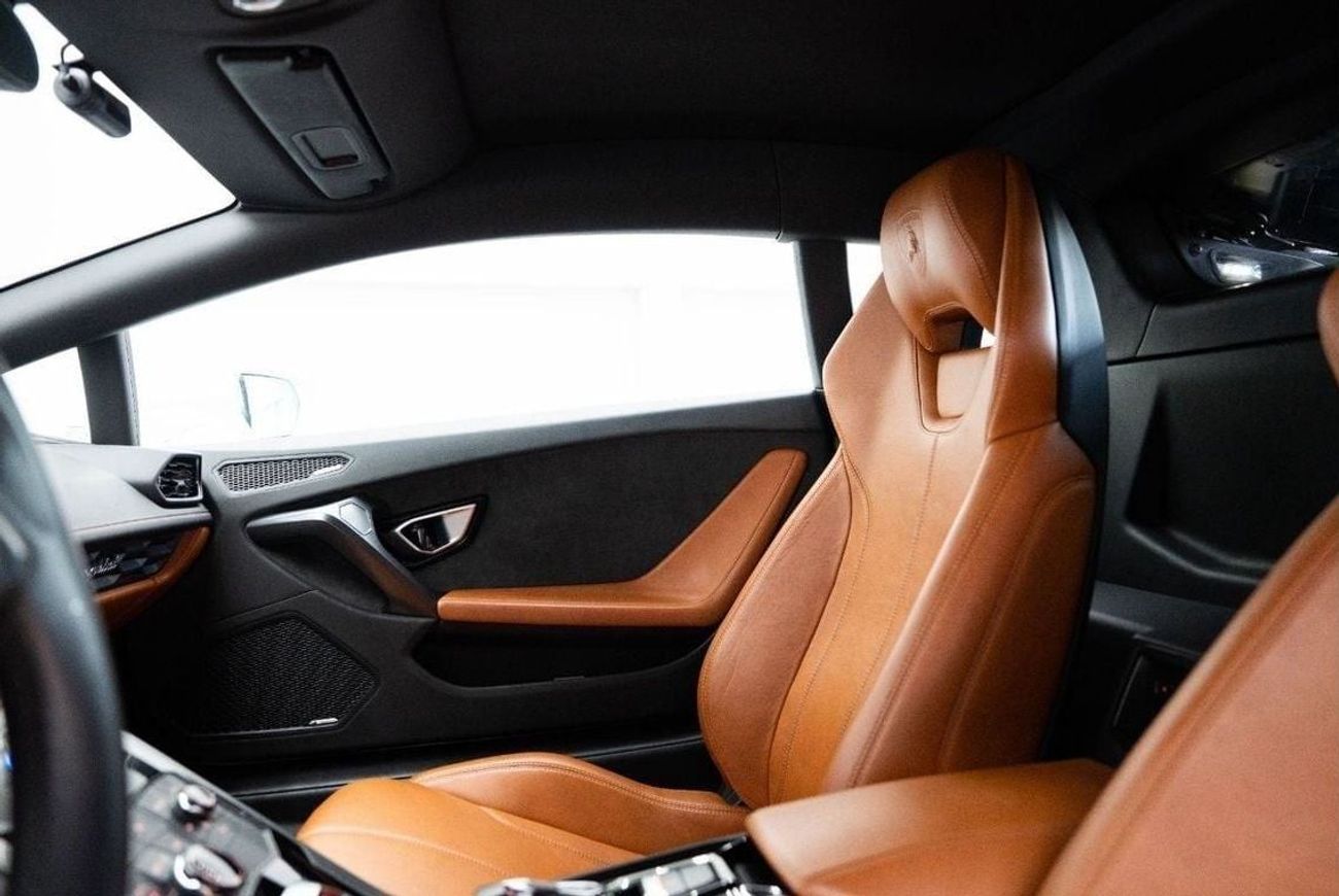 لامبورغيني هوراكان 2017 - LAMBORGHINI HURACAN LP 580-2 - CARBON ROOF - IMMACULATE CAR - 1 YEAR WARRANTY