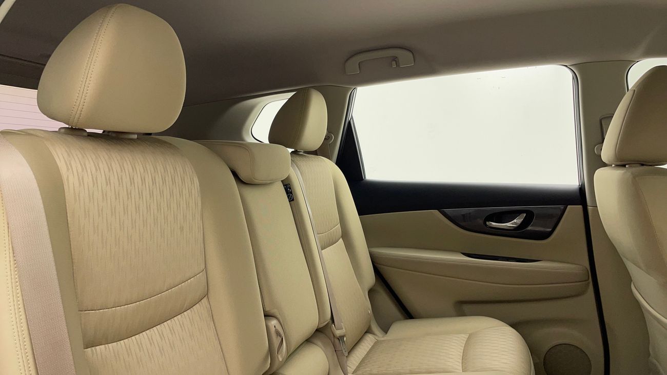 نيسان إكس تريل S 2.5 | بدون دفعة مقدمة | اختبار القيادة في المنزل