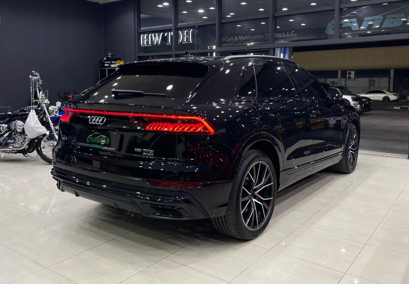 أودي Q8 55 TFSI quattro S-Line sports & Black Gloss package 3.0L (340 HP)