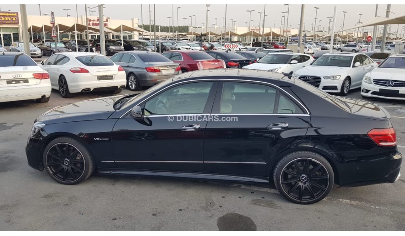 مرسيدس بنز E 350 موديل 2011 محول 2016 حاله ممتازه من الداخل والخارج فل  مواصفات كراسي جلد ومثبت سرعه وتكييف خلفي ونظا