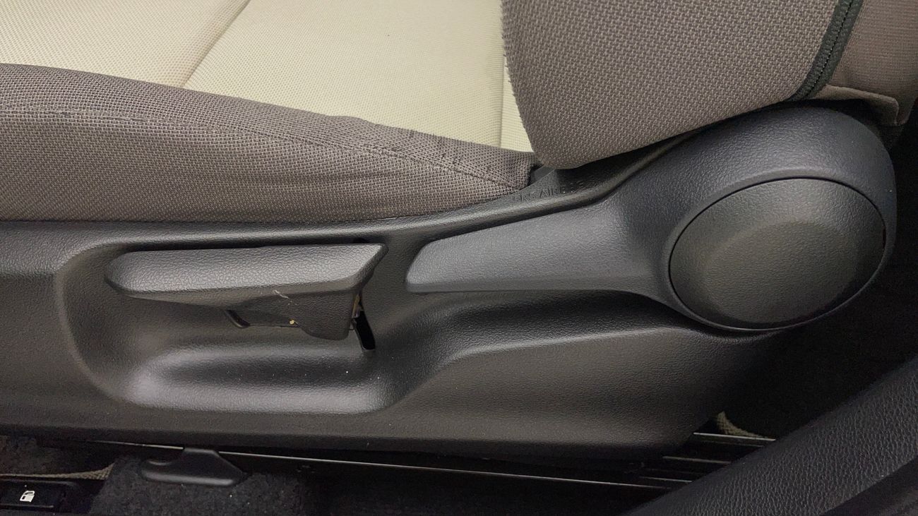 تويوتا كورولا XLI 1.6 | بدون دفعة مقدمة | اختبار القيادة في المنزل