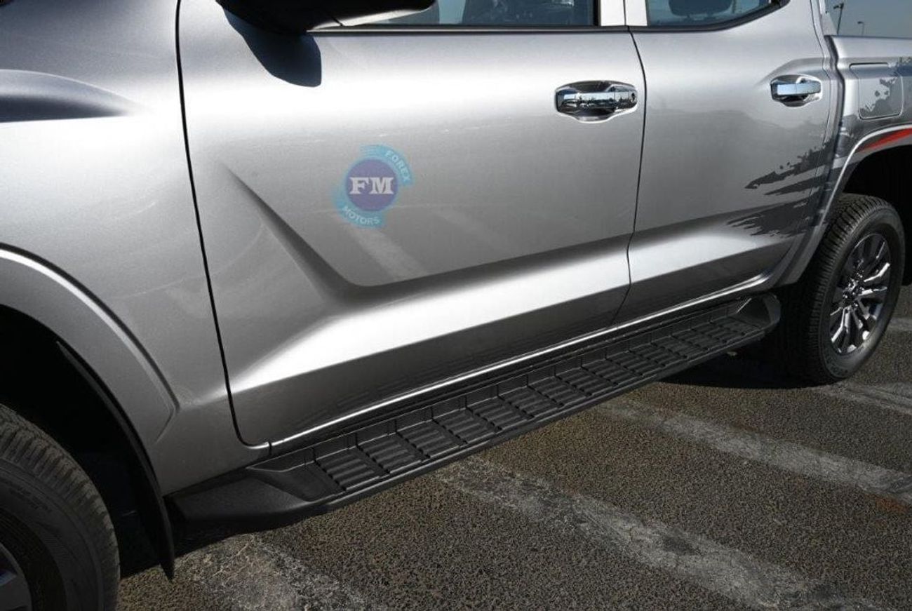 Mitsubishi L200 GLS 2.4L Petrol 4WD Manual