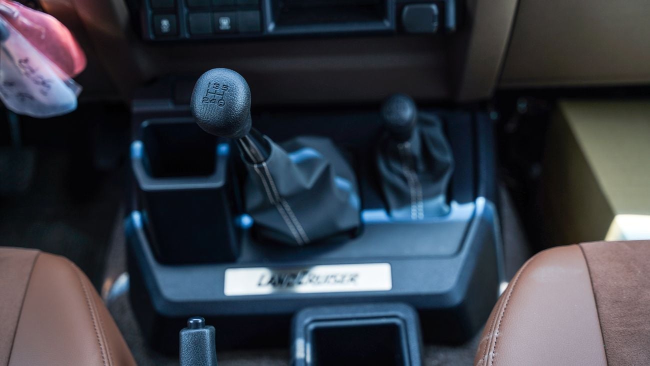 Toyota Land Cruiser 70