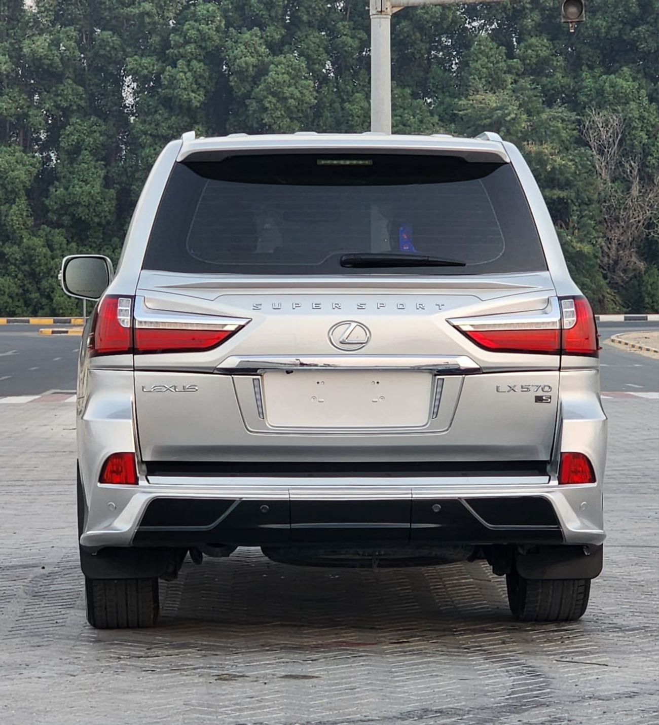 Lexus LX 570 UPGRADE 2021