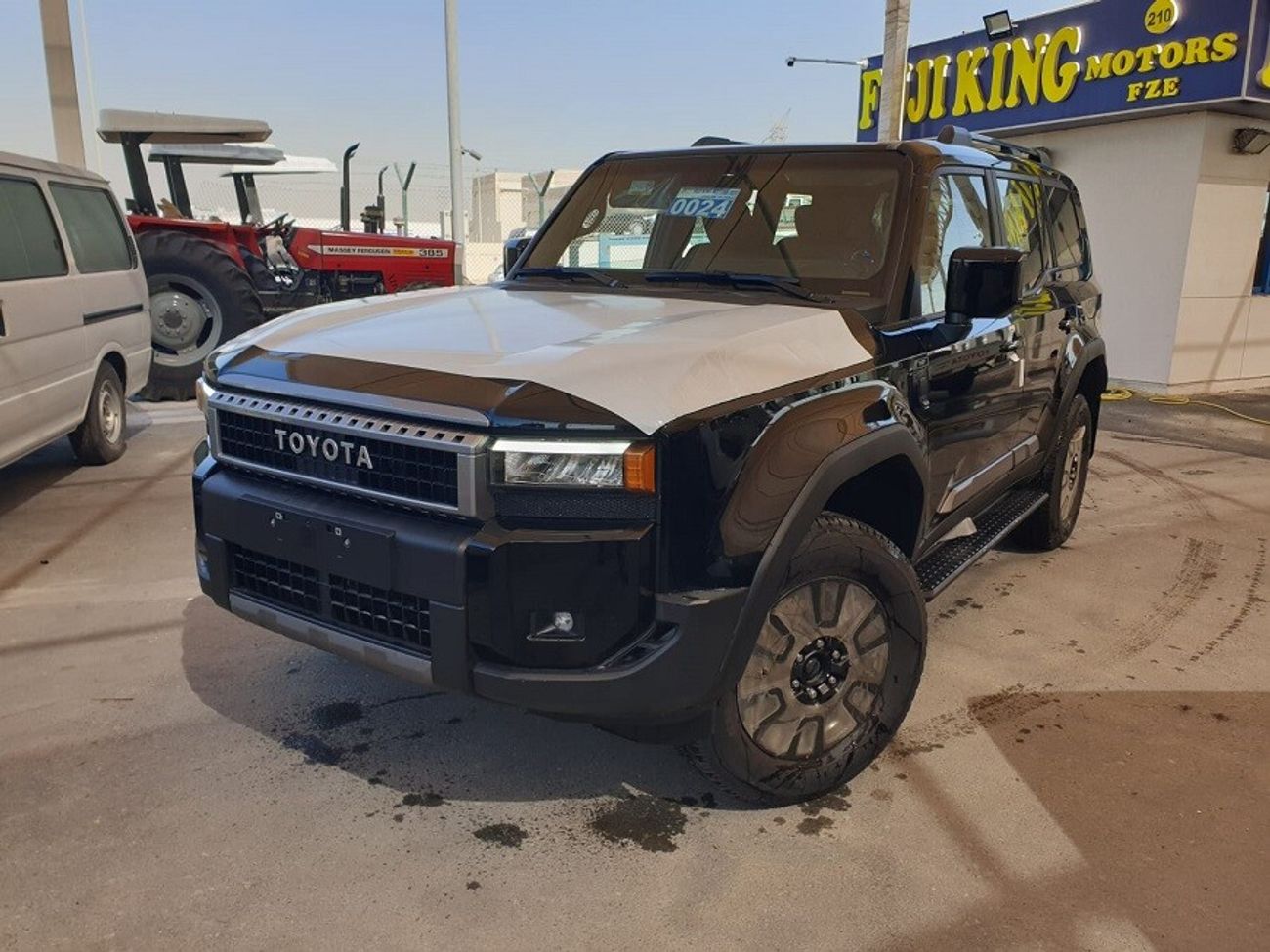 تويوتا برادو 2.8L LIMITED (DIESEL) S/R 4WD 5DOOR SUV