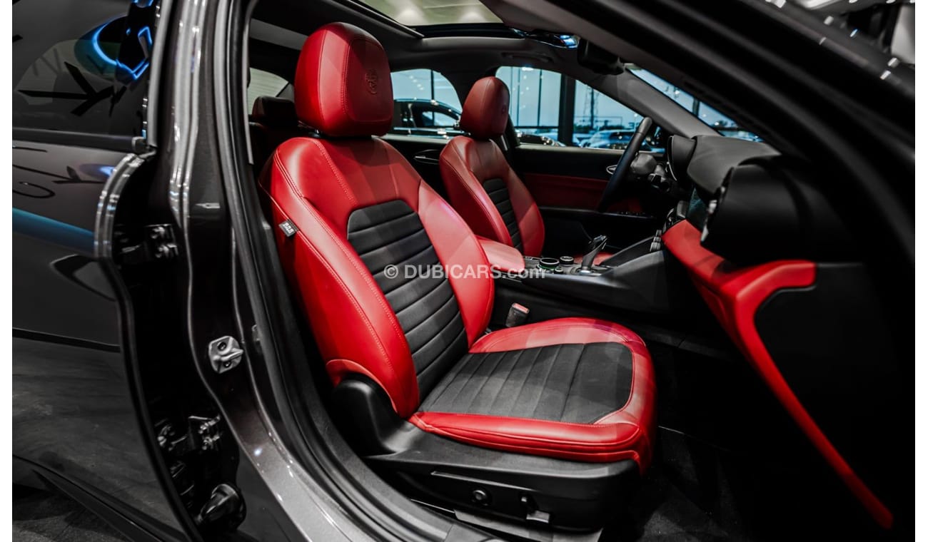 Alfa Romeo Giulia 2020 Alfa Romeo Giulia Super, December 2024 Alfa Warranty + Service Contract, GCC