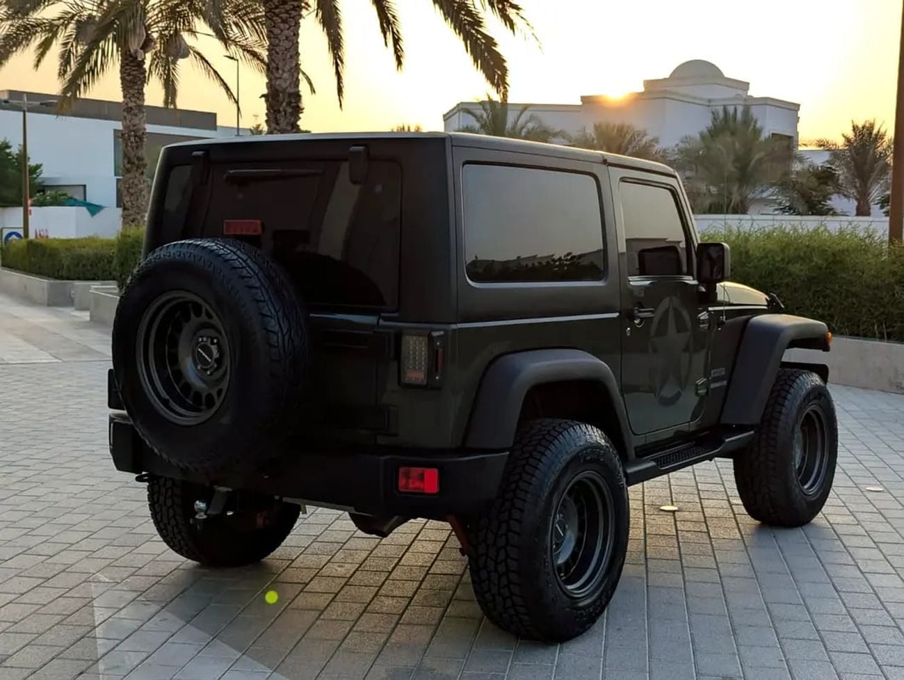 جيب رانجلر Sport GCC Specs - Well Maintained And Fully Modded Very Clean Low KM SUV