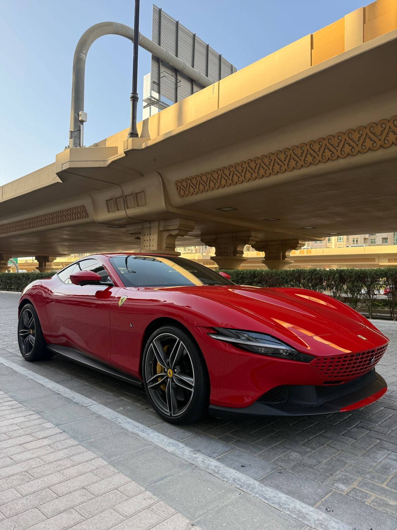 فيراري روما 3.9T V8