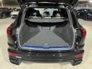 Porsche Cayenne Turbo S 4.8L (570 HP) 2016 | CARBON CERAMIC BRAKES (PCCB) | CARBON INTERIOR PACKAGE | SUNROOF