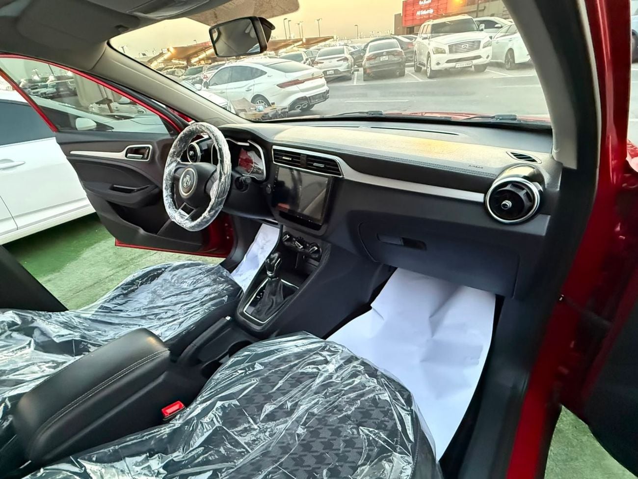 MG HS LUXURY first owner, two agency keys, 1.5 liter turbo