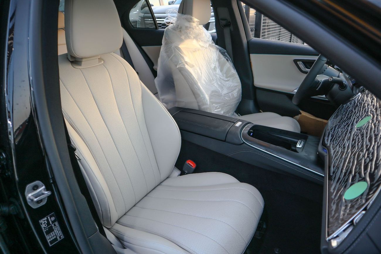 Mercedes-Benz E200 2.0L