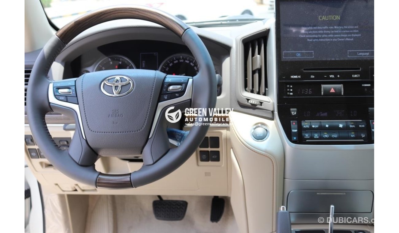 Toyota Land Cruiser GXR 4.6l Petrol Grand Touring Automatic 8 seater for Export/2019 Model/White inside Beige