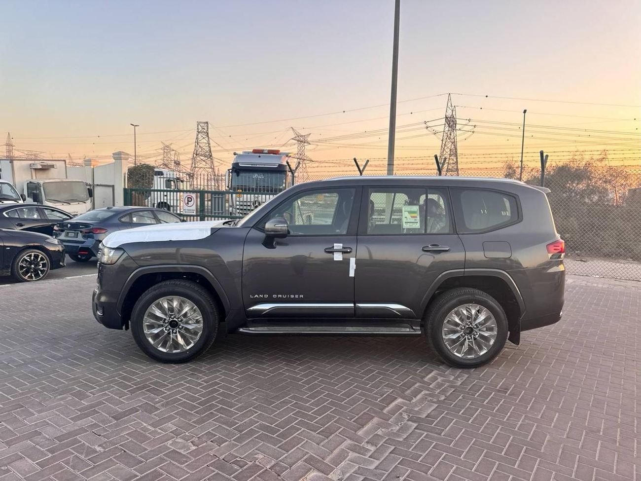 Toyota Land Cruiser TOYOTA LAND CRUISER 3.5L GXR TWIN TURBO WITH RADAR MY 2025