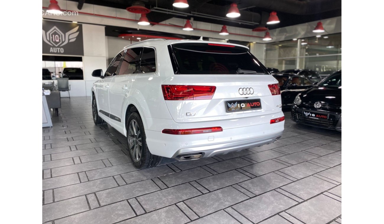 أودي Q7 45 TFSI quattro لاكجري