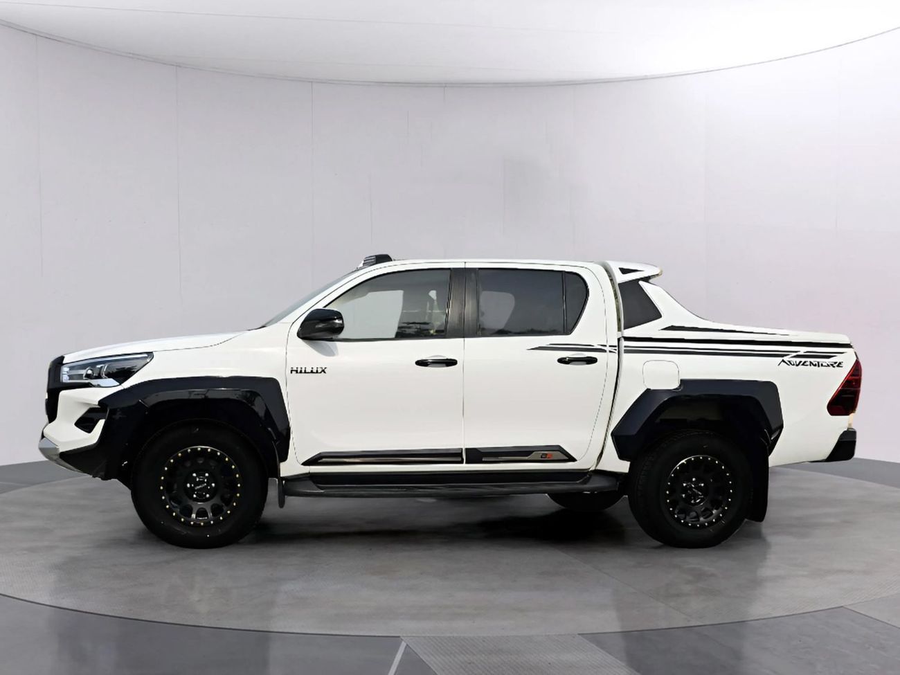 Toyota Hilux 4X4 Diesel 2.8L Right Hand Drive (RHD)