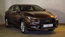 Infiniti Q30