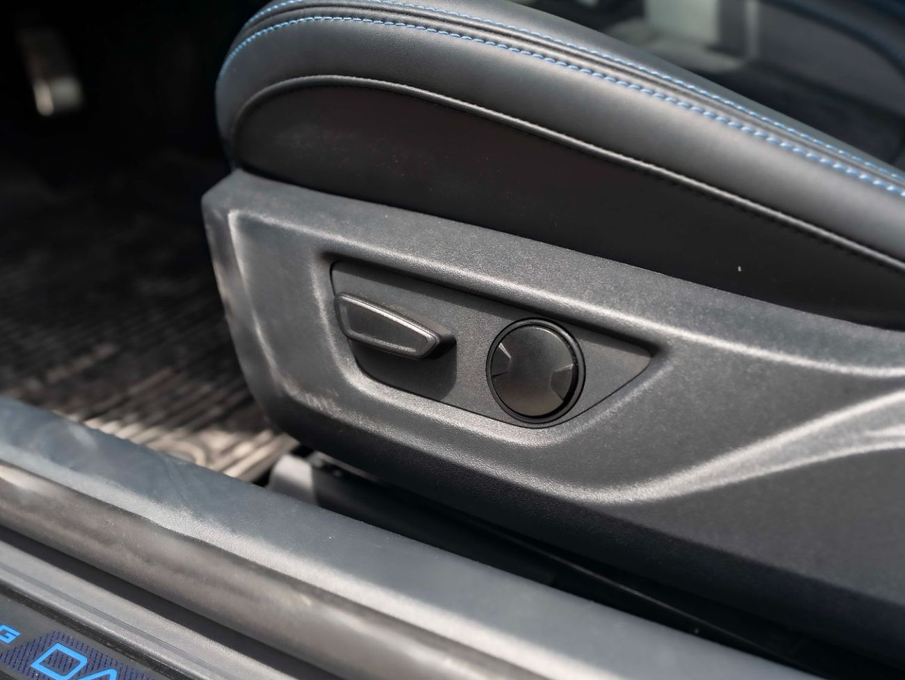 Ford Mustang DARK HORSE 5.0 (500HP) A/T