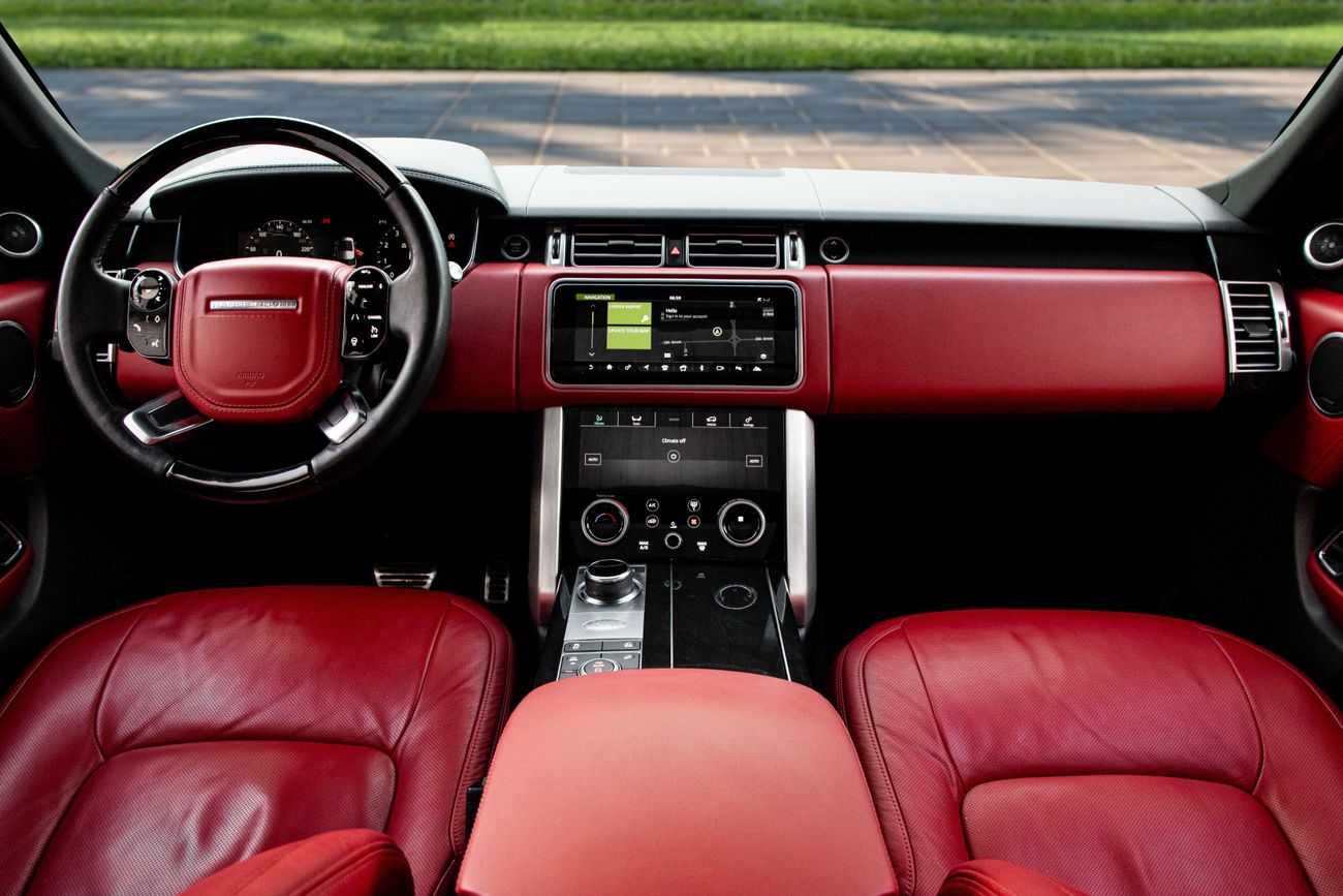 لاند روفر رينج روفر Range Rover Vogue SE Supercharged V8 | 3,525 P.M | 0% Downpayment | Perfect Condition! | Ramadan Off