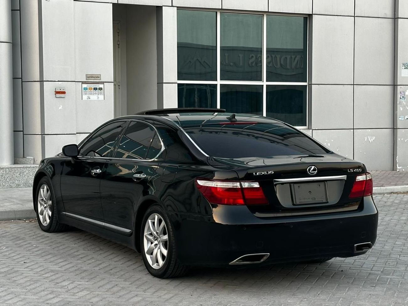 Lexus LS460