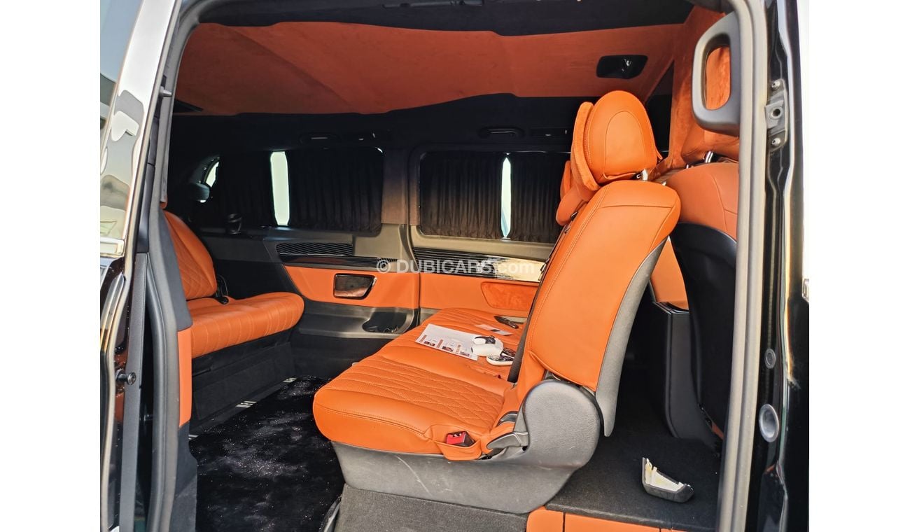 Mercedes-Benz V 250 V4, 2.0L Petrol,  VIP, Platinum, Front & Rear DVD's With Leather Seats, and Much More (CODE #VITO)