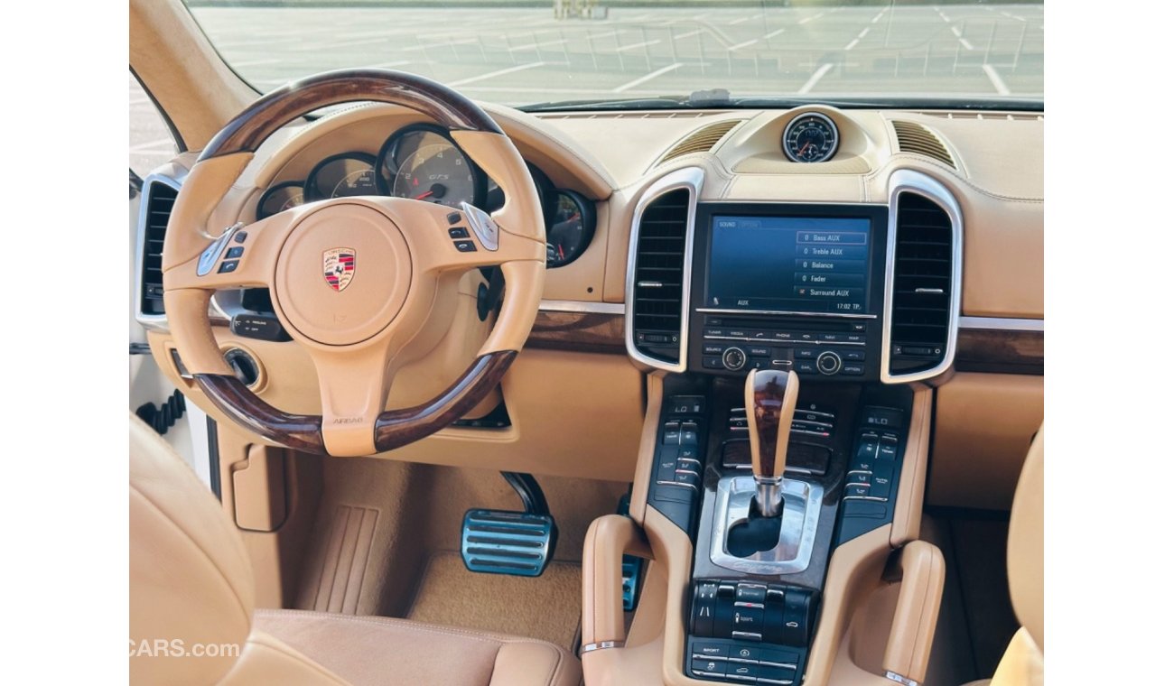 بورش كايان PORSCHE CAYENNE GTS MODEL 2013 GCC SPACE FULL OPTION
