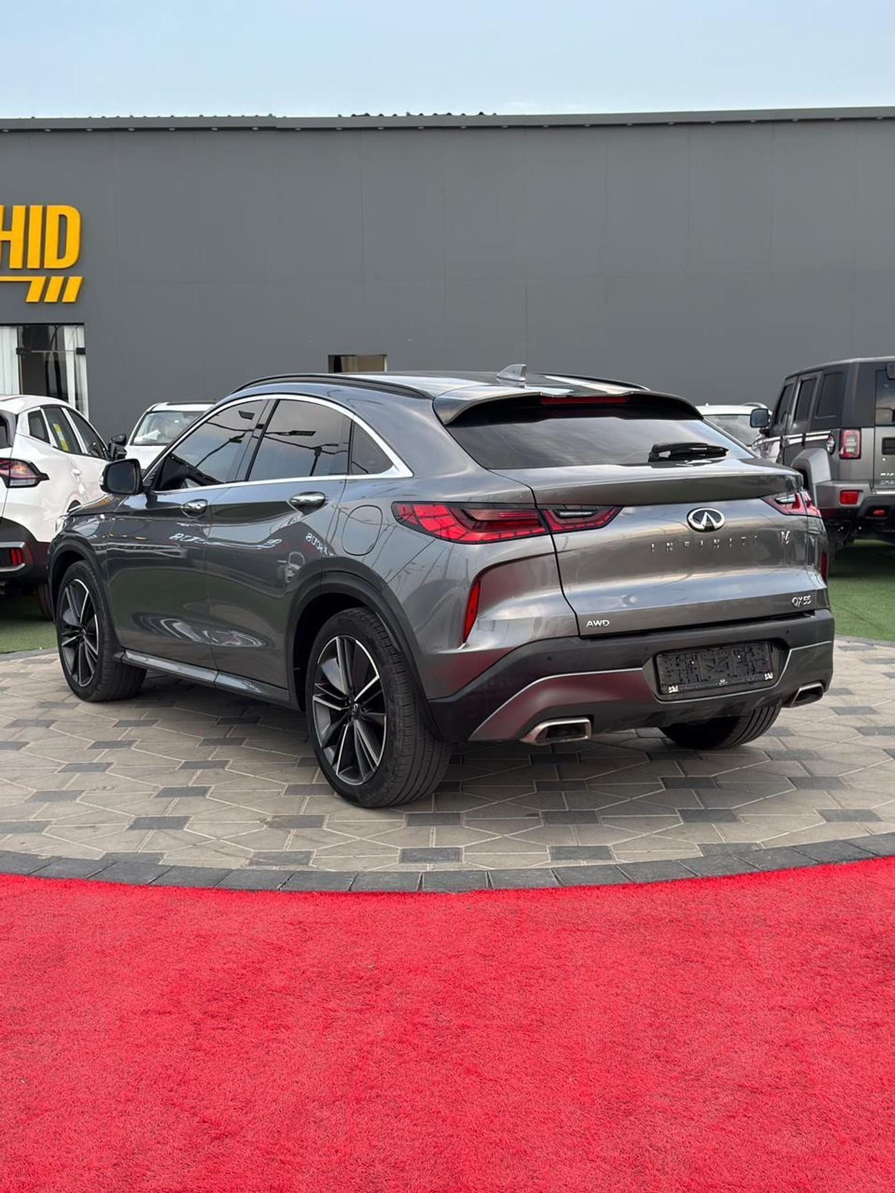 Infiniti QX55 2.0T Luxe (AWD)