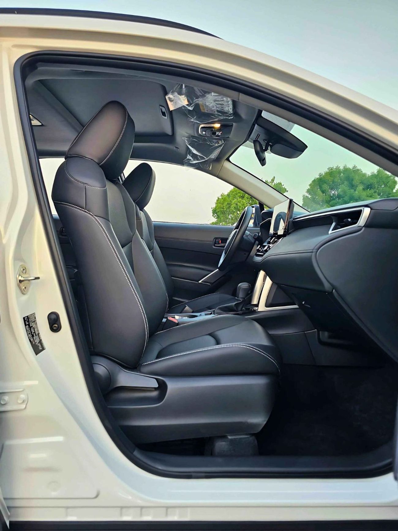 تويوتا كورولا كروس ELITE HYBRID/ 2.0L V4 /FULL OPTION/ FRONT&REAR CAMERA, DRIVER POWER SEAT / CODE#CRCHCF