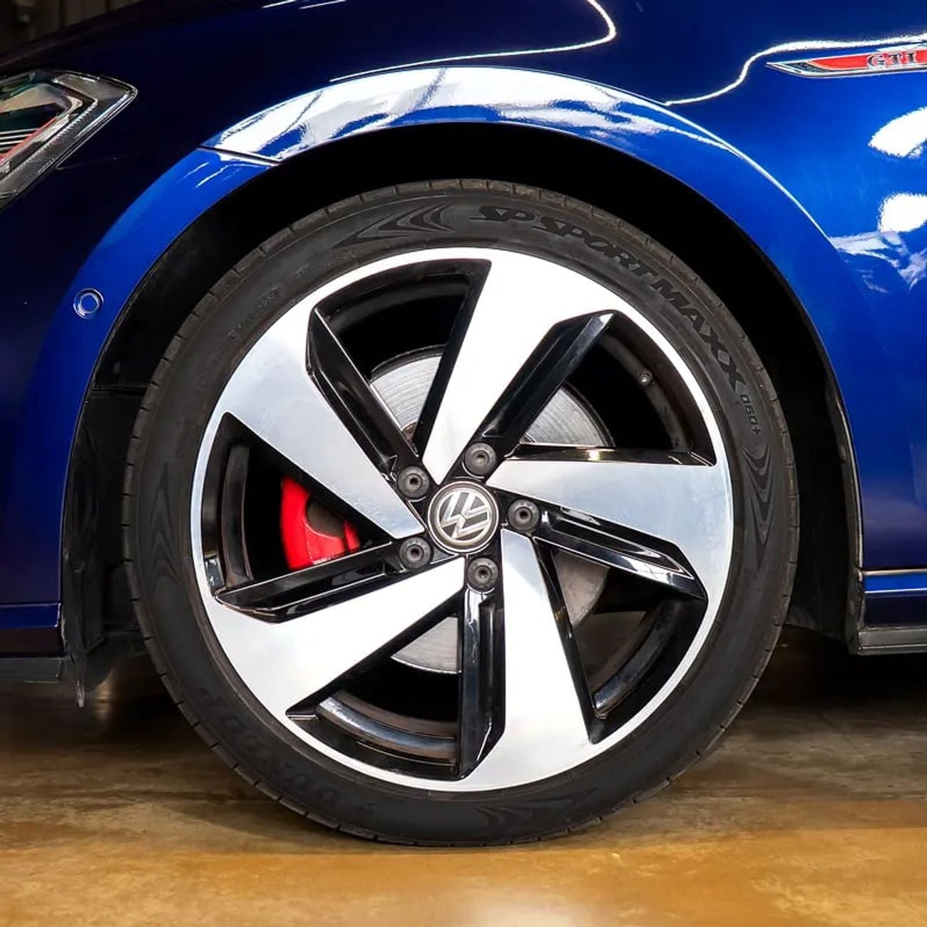 فولكس واجن جولف GTi Clubsport 2.0L 1,532 p.m • 0% Downpayment • VW GTI • 1 Year Warranty