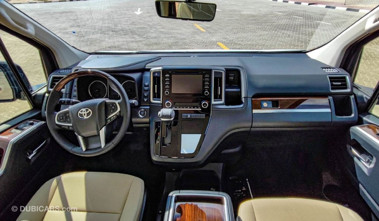 تويوتا جرافينا TOYOTA GRANVIA 2.8L DSL V AT