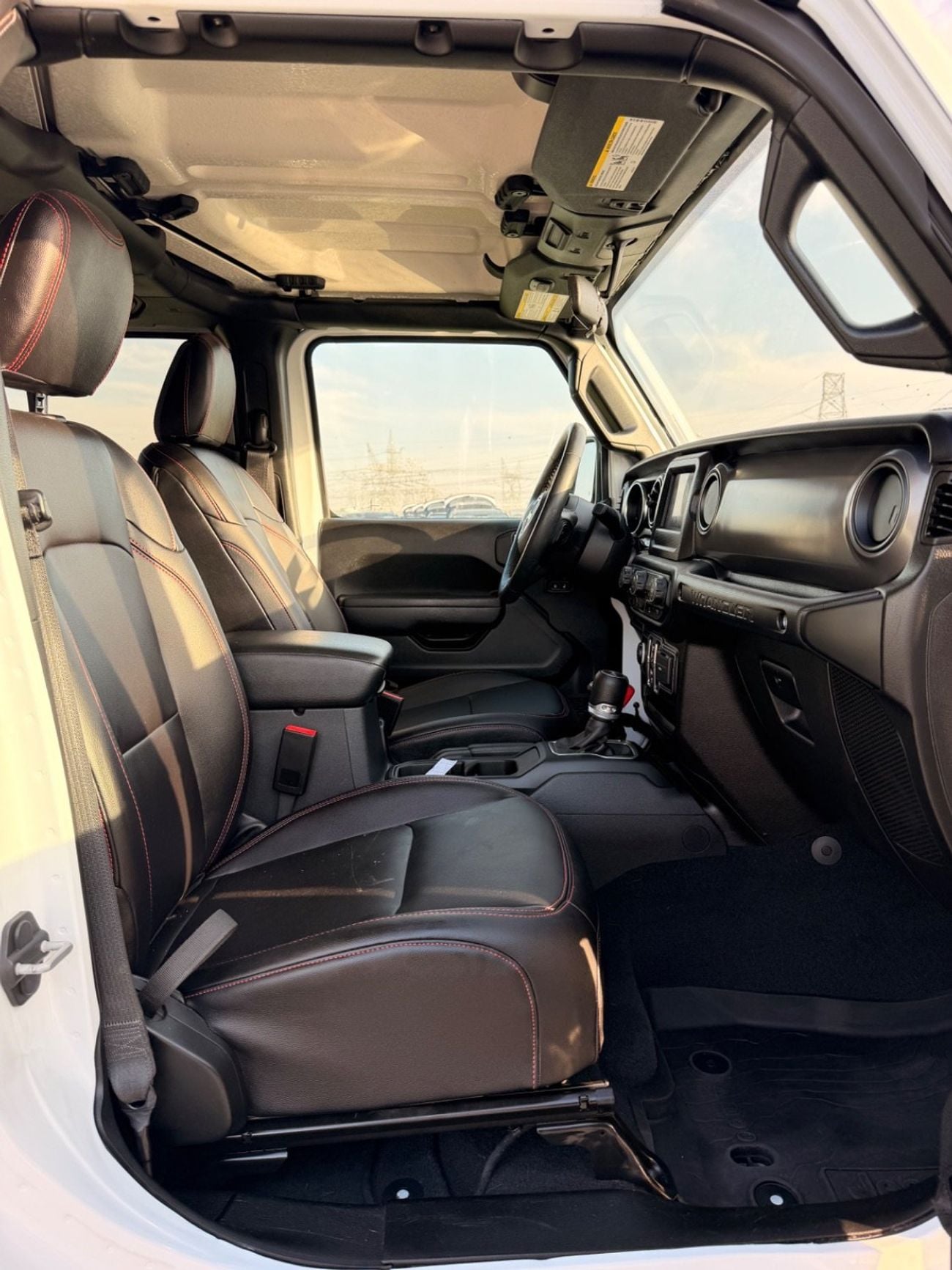 جيب رانجلر Sport 3.6L A/T (5 Seater)