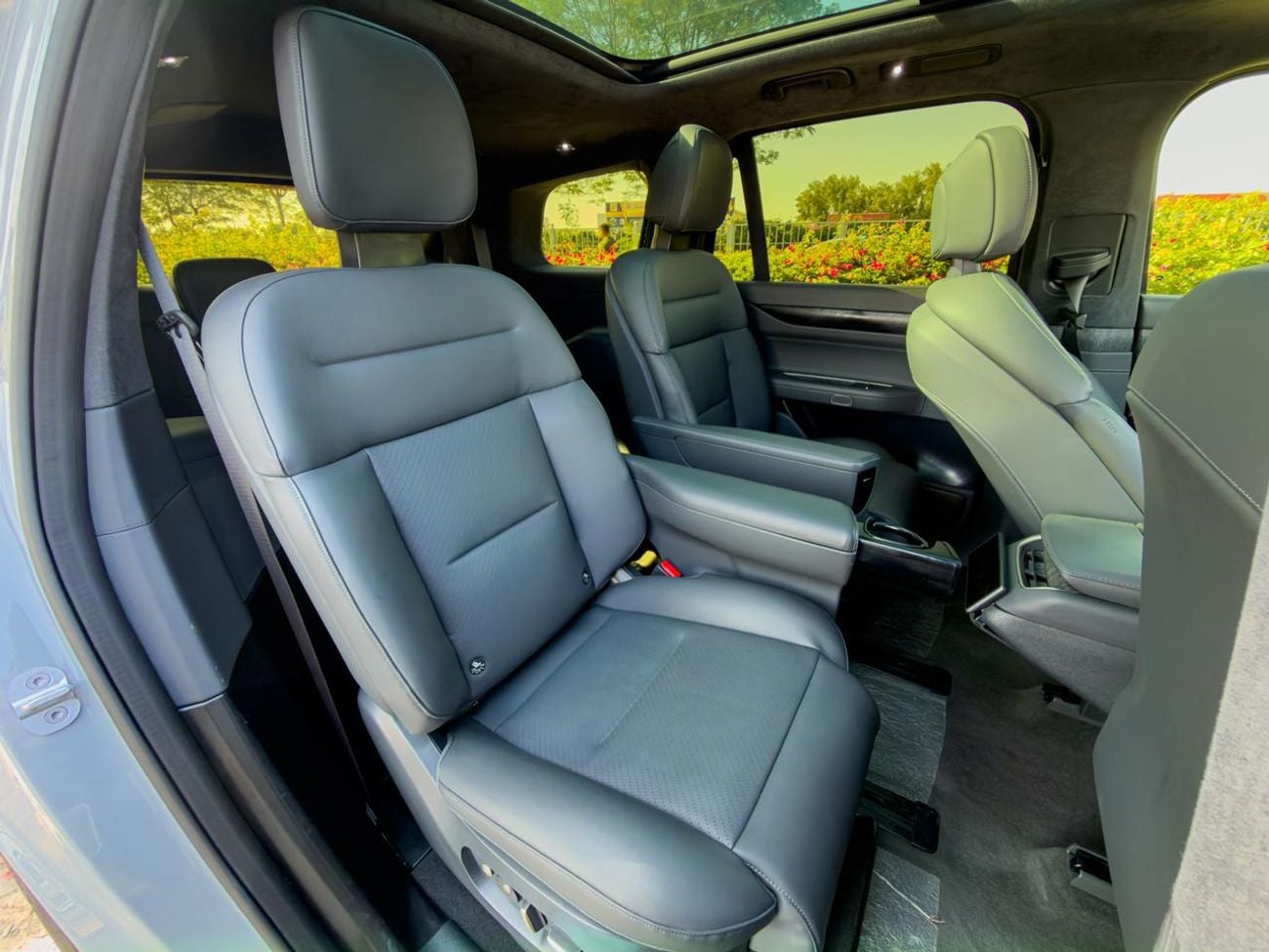 نيو EL8 2022 Used Nio EL8 Long Range | 100 kWh | Range (650Km) | 653 Hp | Law Mileage (35,000 Km) | Warranty