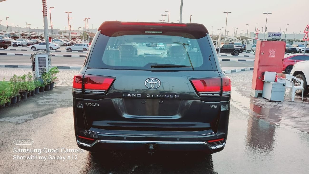 تويوتا لاند كروزر TOYOTA LAND CRUISER VXR 2009 (UPGRADE IN 2022) 8 CYLINDER ENGINE 4.7 (KM 292603) PRICE 85000 AED cle