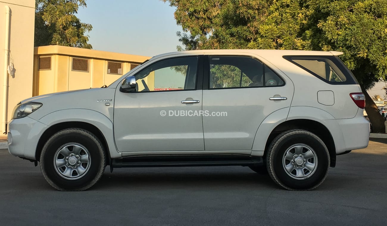 Toyota Fortuner SR5 2.7VVT-I