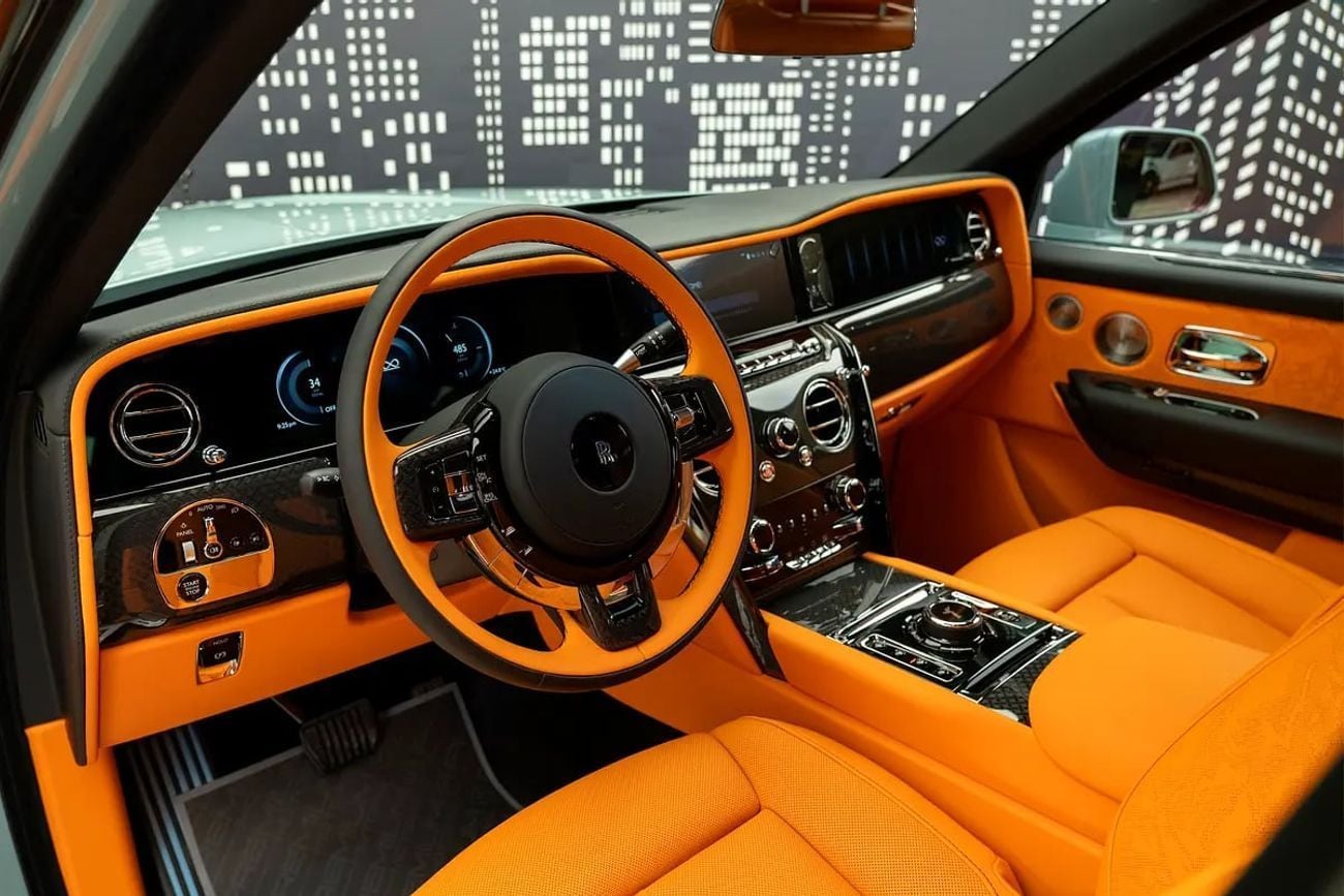رولز رويس كولينان BLACK BADGE ROLLS ROYCE | CULLINAN | GCC SPECS | DEALER WARRANTY + SERVICE CONTRACT