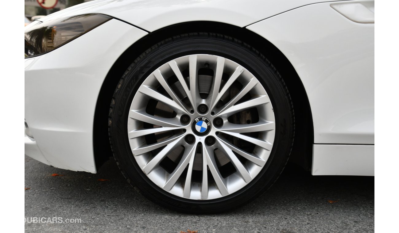 BMW Z4 2010 - GCC SPECS - 3.5L - V6 - CONVERTIBLE - Phenomenal poise