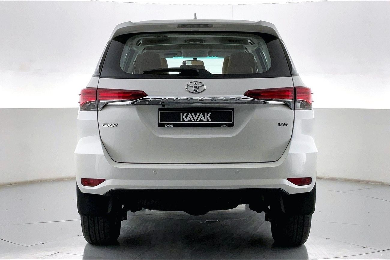 Toyota Fortuner GXR| 1 year free warranty | Exclusive Eid offer