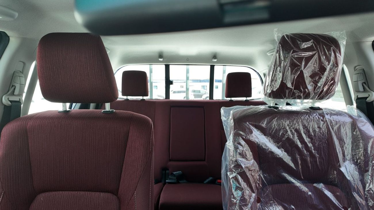 تويوتا هيلوكس  TOYOTA HILUX SR5 4.0 V6 4WD A/T 2026